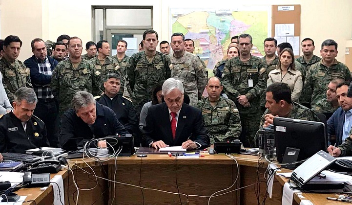 18 de octubre: Las banderas falsas de Sebastián Piñera y su guerra interna
