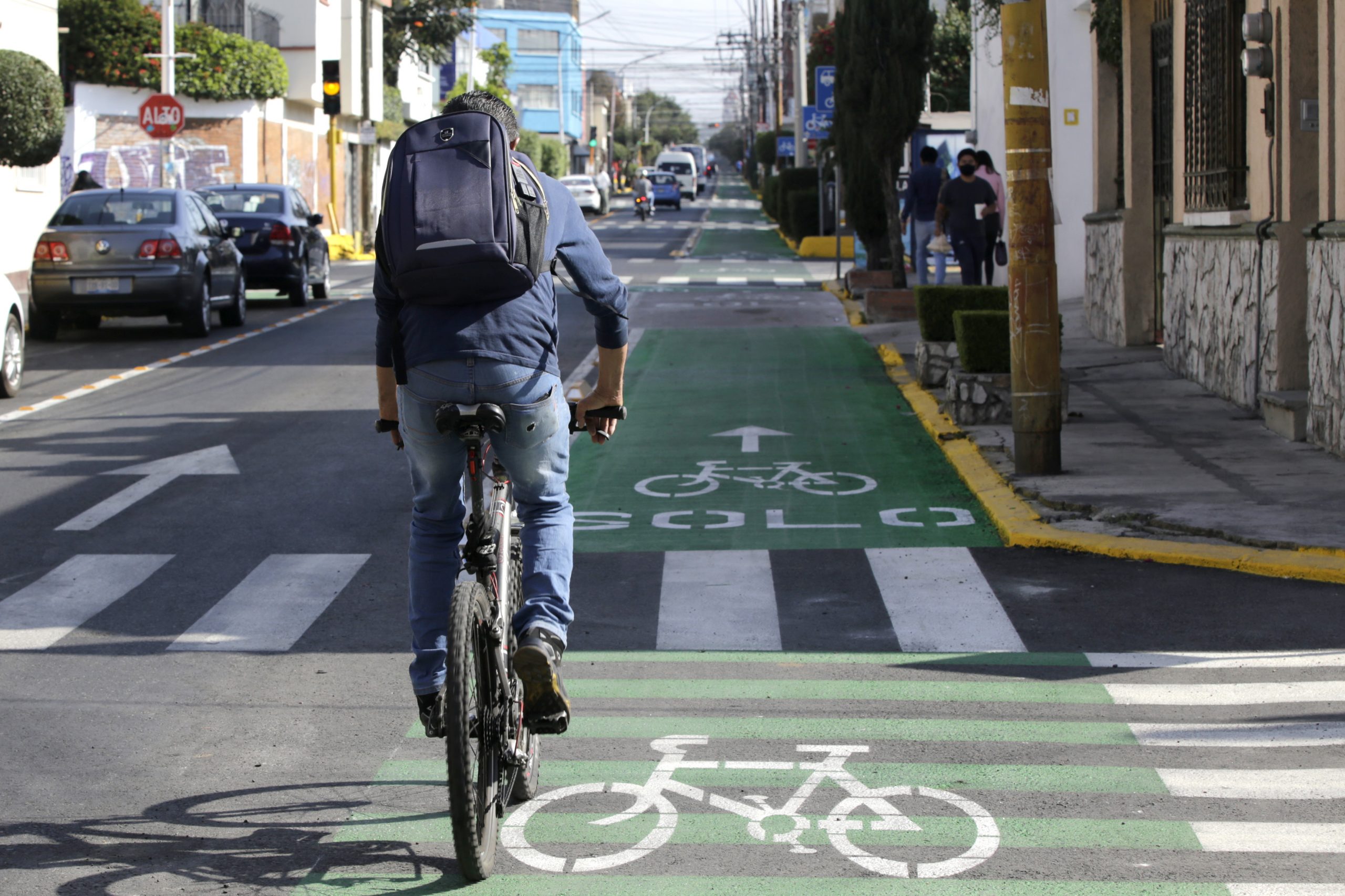 Exigen colectivos mantener y extender ciclovías en la capital poblana