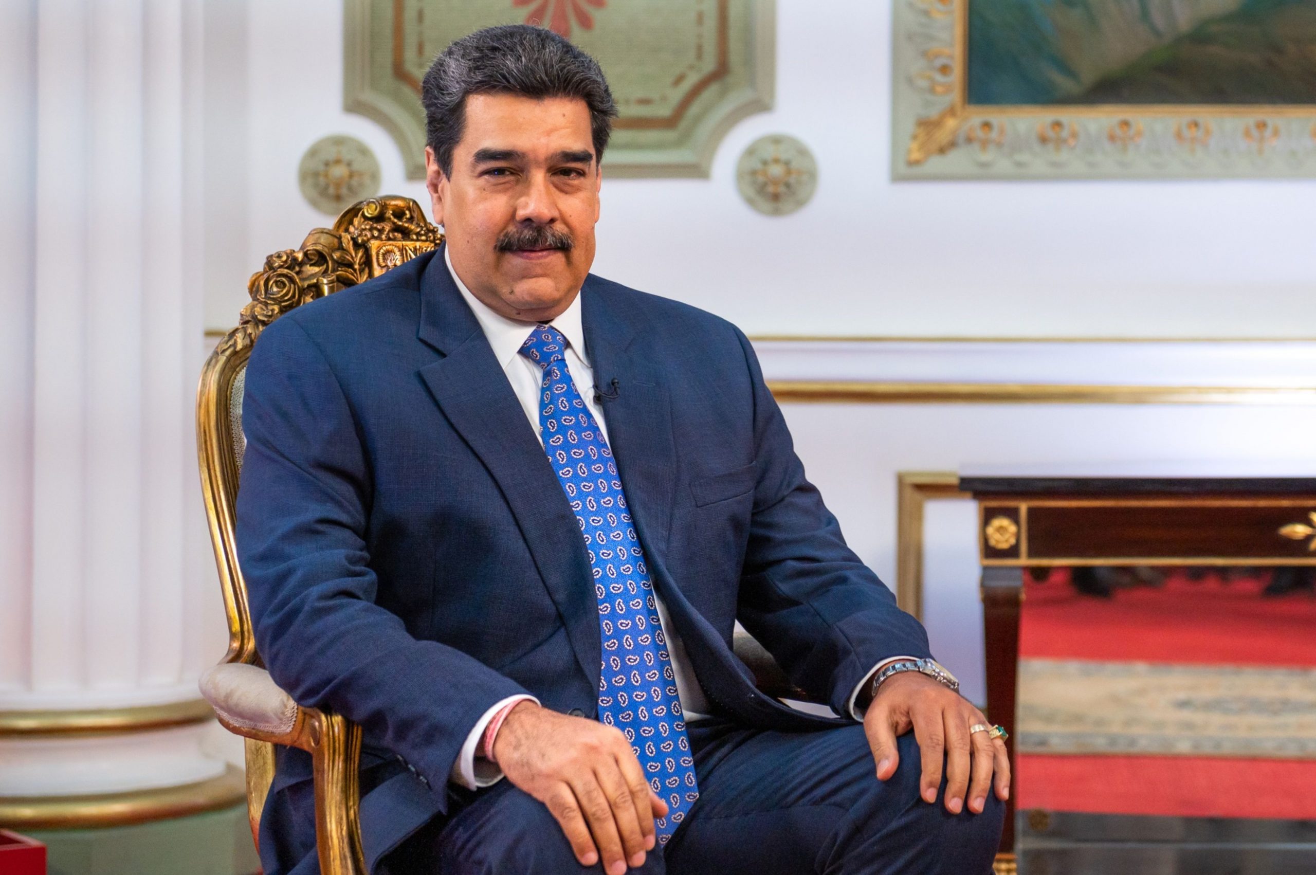 Nicolás Maduro llama a votar en elecciones del 21-N: “Vienen tiempos mejores”