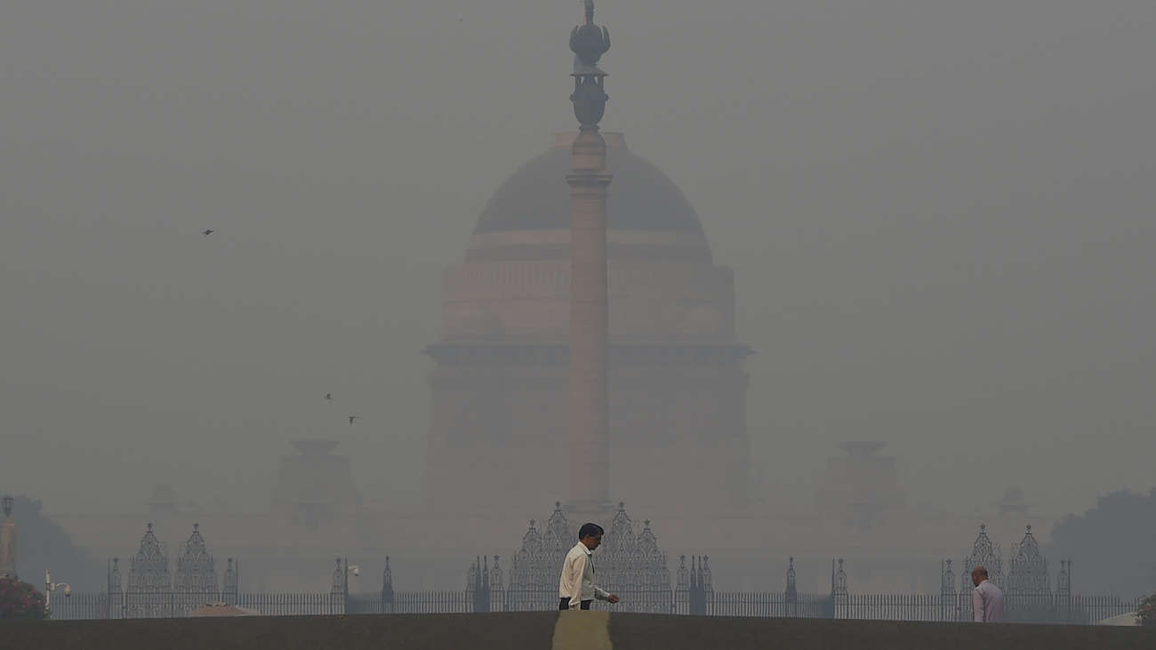 Niebla tóxica: En la India celebran tradicional fiesta de luces a pesar de las prohibiciones
