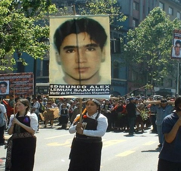 A 19 años del asesinato del joven mapuche Alex Lemún en una reivindicación de tierras en predio de Forestal Mininco (CMPC)