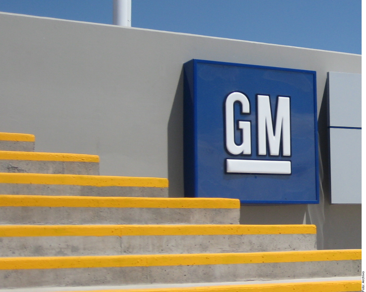 Advierte General Motors con dejar México