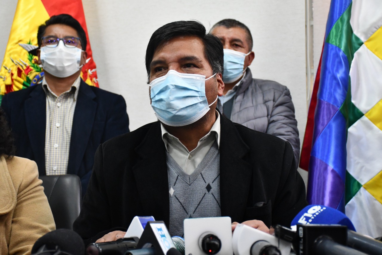 «La verdad me dará la razón»: renuncia ministro de Educación de Bolivia tras ser imputado por la Fiscalía