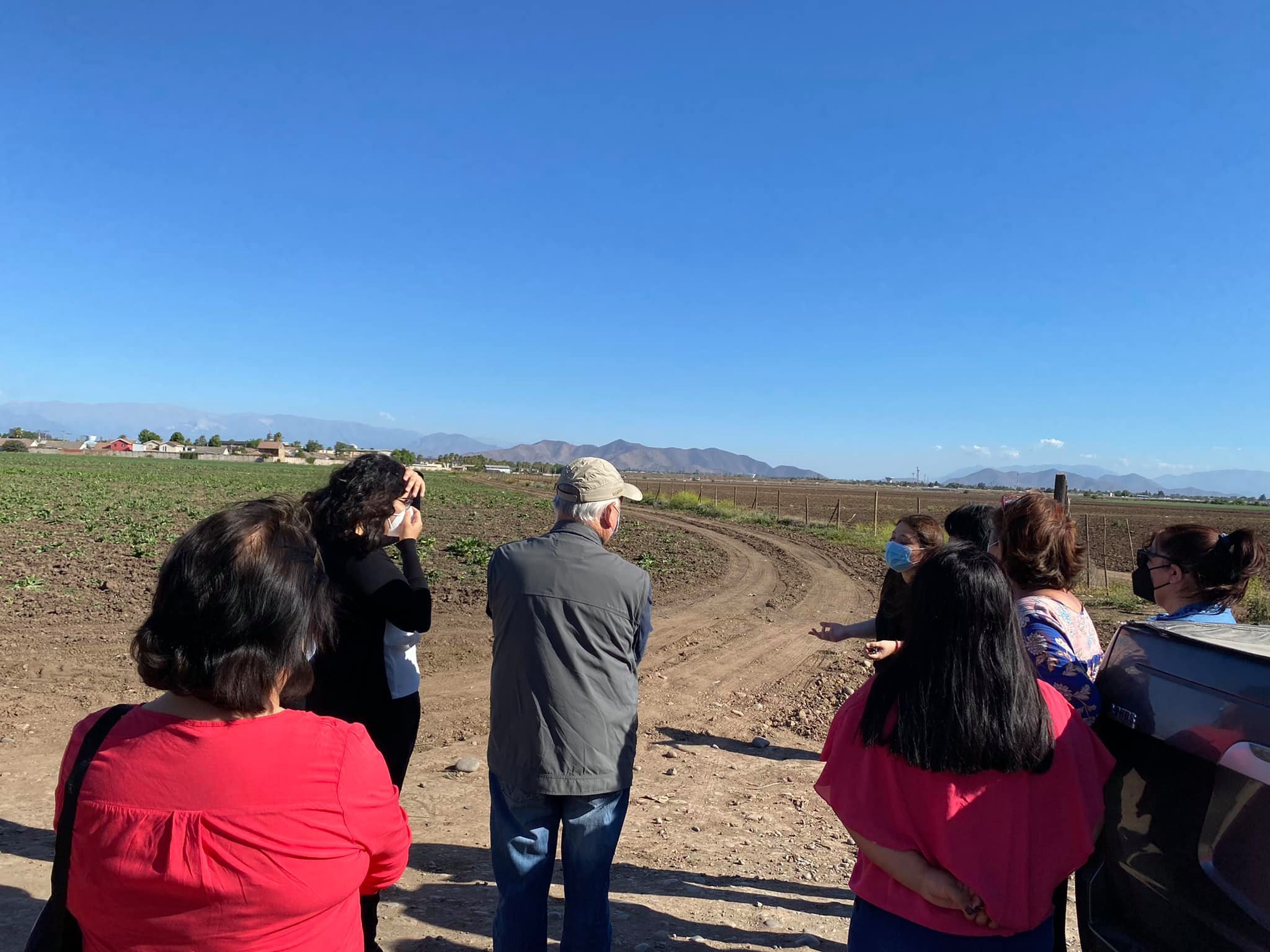 «No queremos seguir siendo zona de sacrificio»: Diputado Teillier se reunió con comunidad de La Farfana que rechaza instalación de nueva planta de aguas servidas