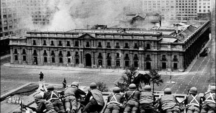 Dictan fallo en caso La Moneda: Siete militares son condenados por homicidio y secuestro calificado de colaboradores de Allende