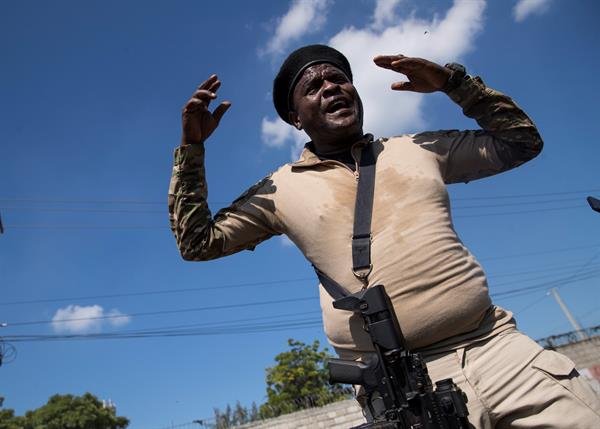 Haití: grupo armado anuncia tregua para facilitar distribución de combustible