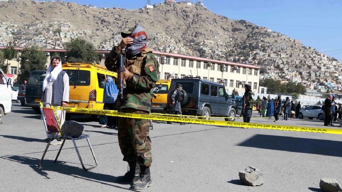 Afganistán: Grupo armado se infiltra en hospital y ocasiona 15 fallecidos y 34 heridos