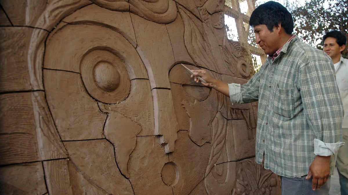 Artista Roberto Mamani: «Mi arte se encuentra, tal vez, con lo más profundo de las raíces de tierra adentro»