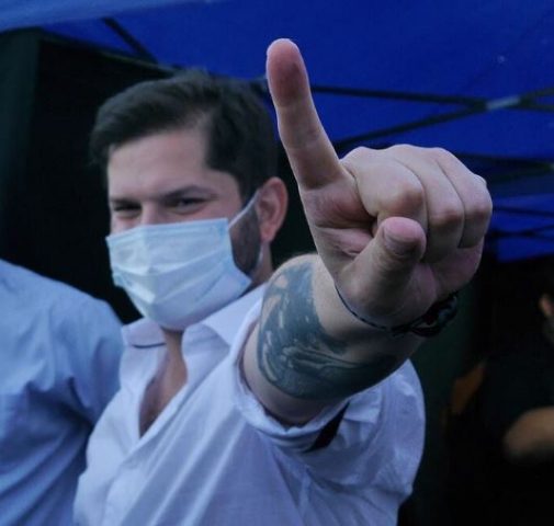 Boric valora respaldo de partidos de oposición: «Han tenido generosidad y madurez, sin entrar en una negociación de cargos, porque es mucho lo que está en juego»