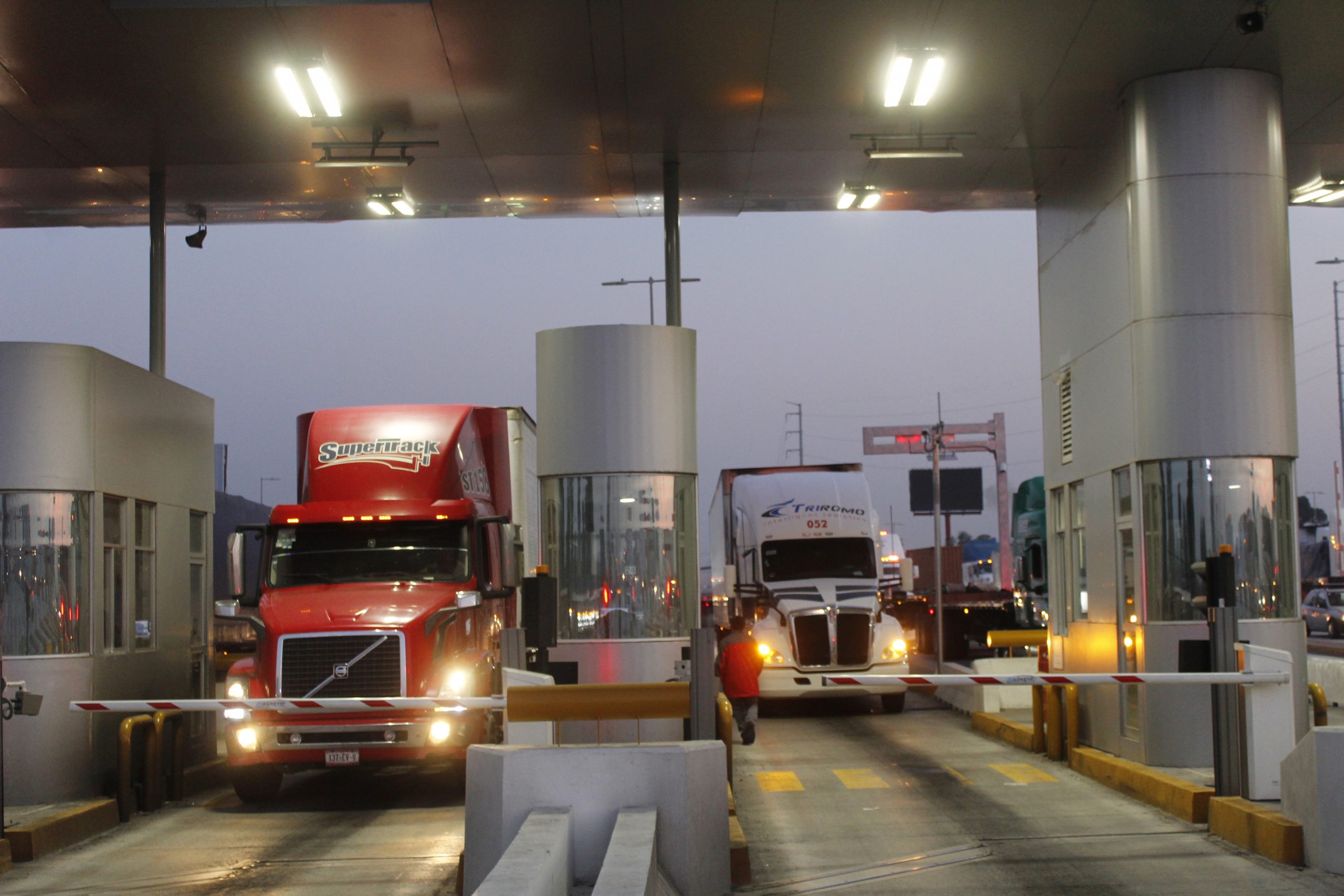 Demanda autotransporte más estaciones de gas natural