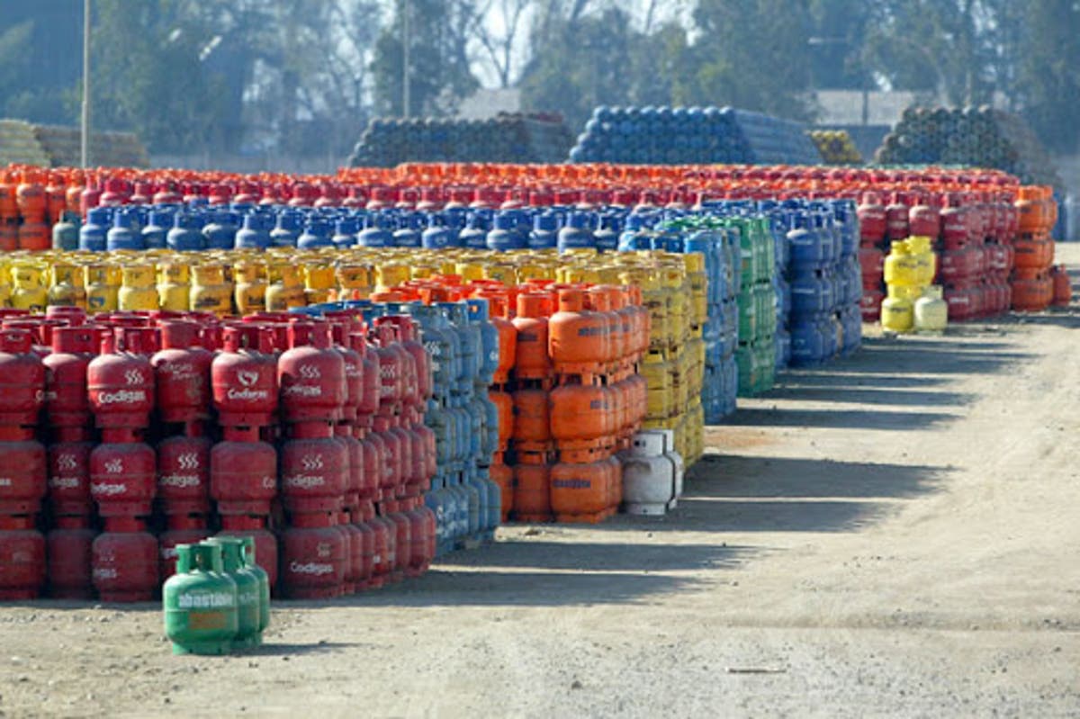 Gas popular: Sindicatos de Huachipato y Asmar proponen producir acero para confeccionar los cilindros en el país