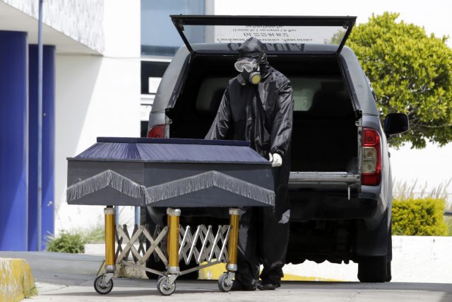 Reporta SSA 688 muertes más por covid-19; suman 308 mil 829  