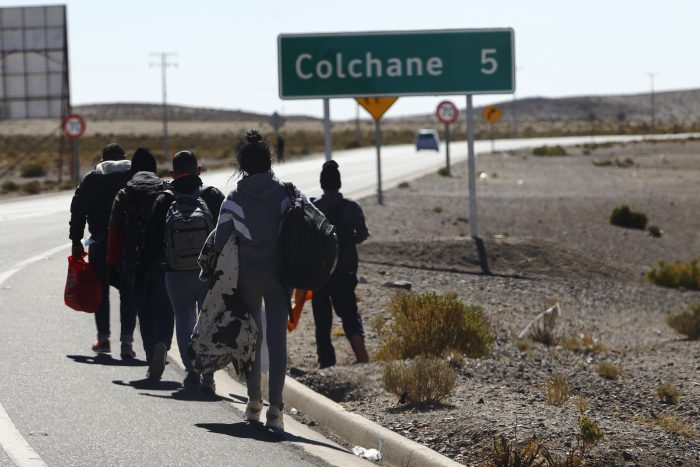 Alcalde de Colchane: Gobierno de Piñera «tiró la esponja» frente a la crisis migratoria