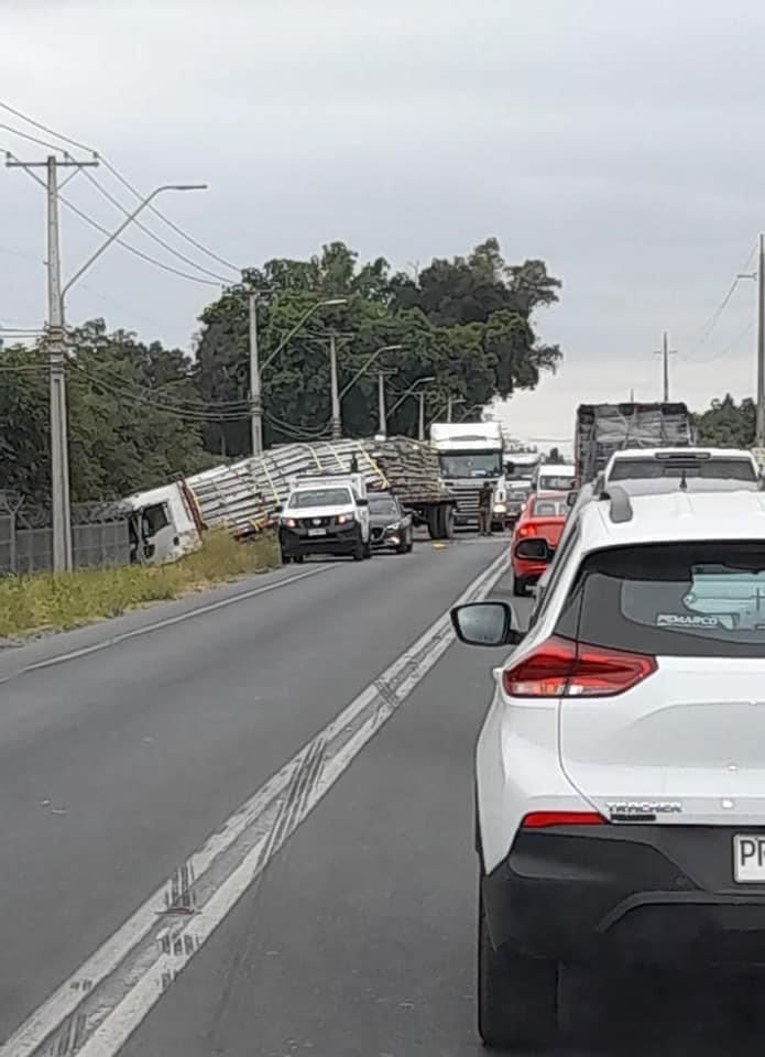 Fiscal sobre causas de fatal accidente en Peumo donde murieron 9 personas: «Conductor del vehículo menor habría entrado en un estado de somnolencia»