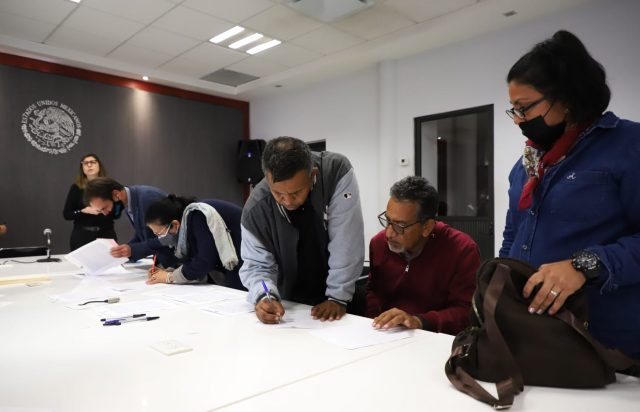 Firman acuerdo Gobernación y caravana migrante