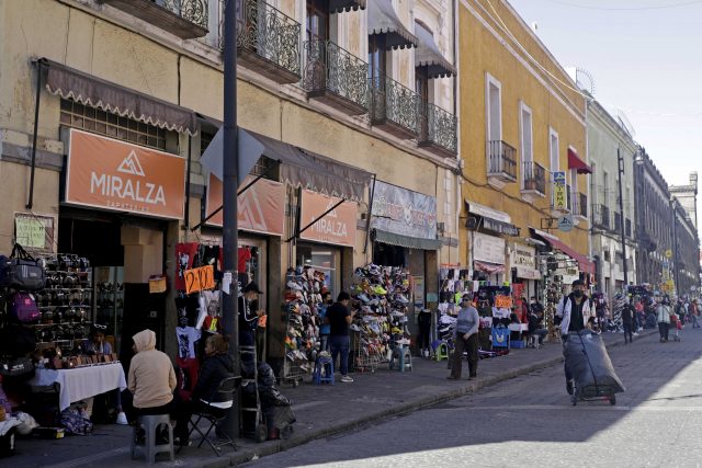 Para el alcalde de Puebla el comercio informal “no ha empeorado”