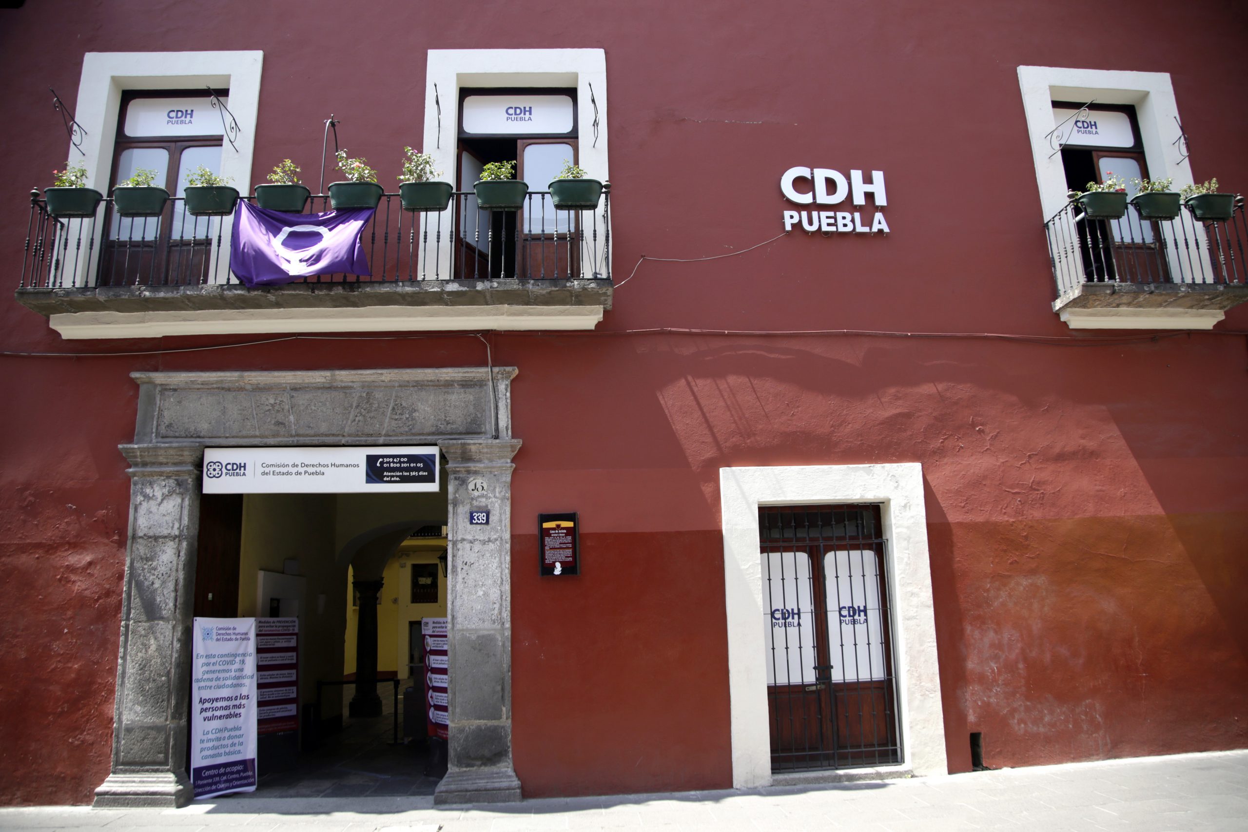 Hackean a CDH de Puebla su página de Facebook