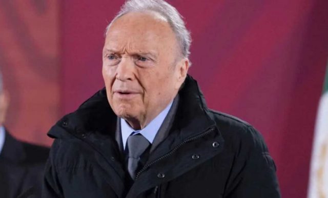 Univisión halla propiedades en EU del fiscal Alejandro Gertz Manero