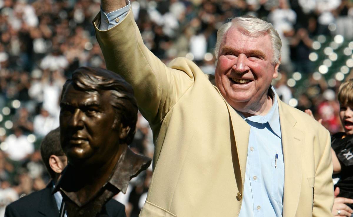 John Madden, leyenda de la NFL, murió a los 85 años