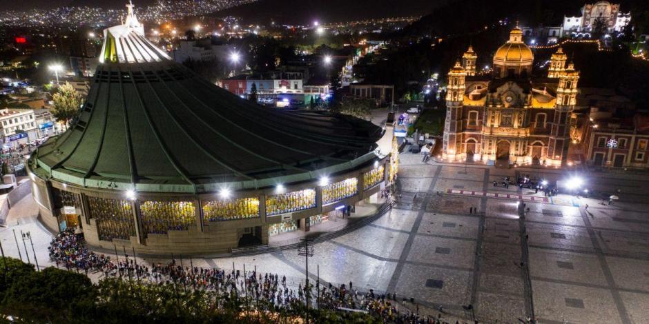 Tras enfrentamiento con policías, migrantes visitan la Basílica de Guadalupe