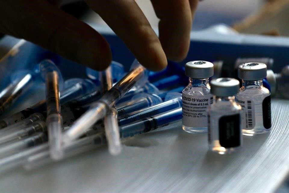 Menores de edad podrán recibir vacuna anticovid en Puebla