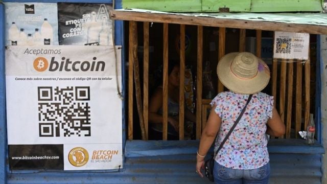 «Hay grandes riesgos»: FMI pide a El Salvador que elimine el bitcóin como moneda de curso legal