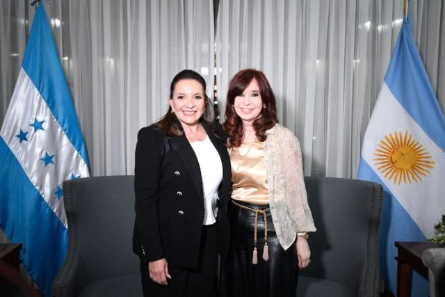 Cristina-Fernández-golpes