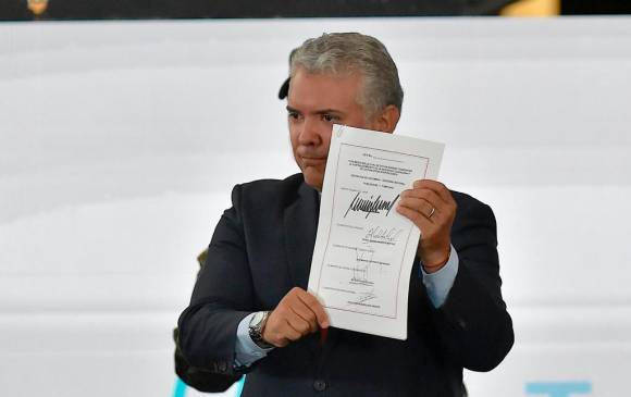 Duque sanciona polémica Ley de Seguridad Ciudadana con la que «criminaliza» las protestas