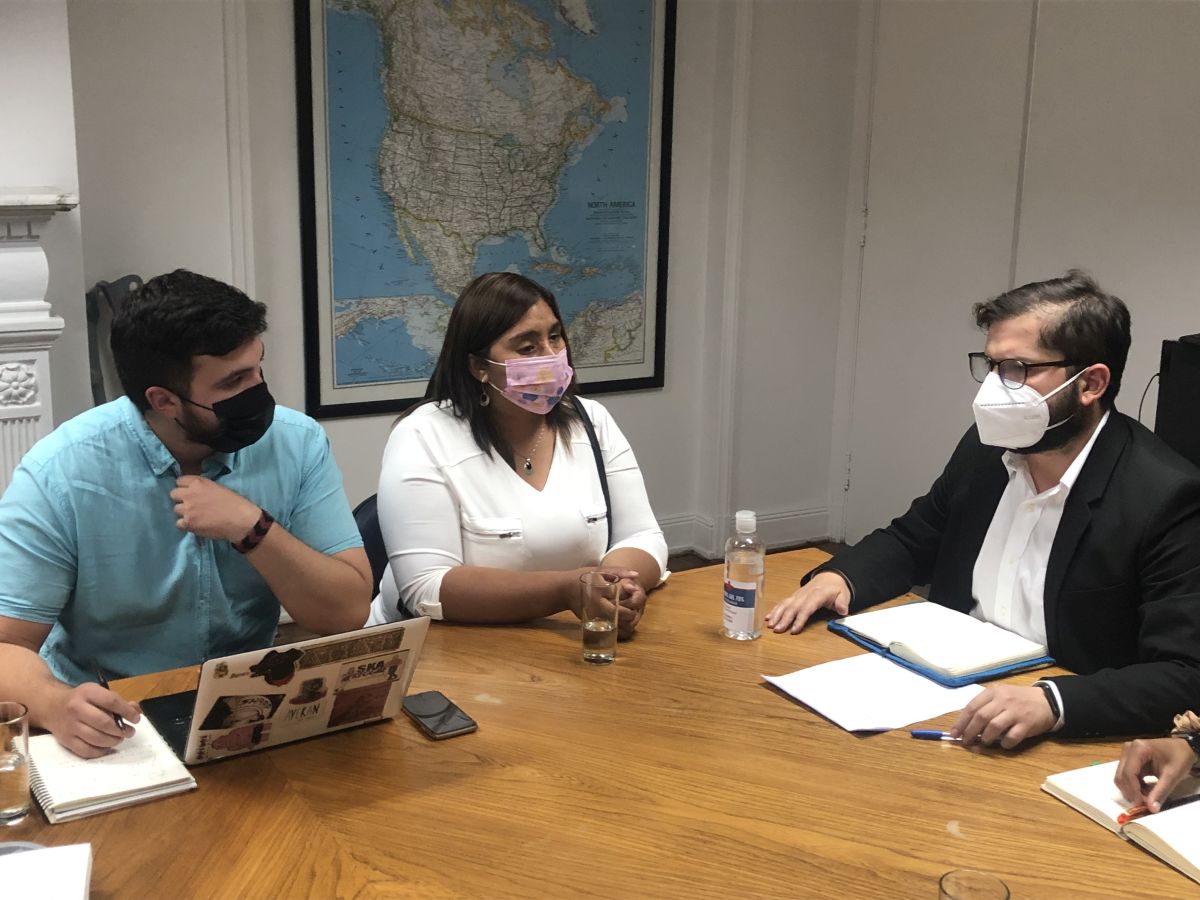 Víctimas de la represión policial se reunieron con Gabriel Boric para entregar petitorio de reparación universal y efectiva