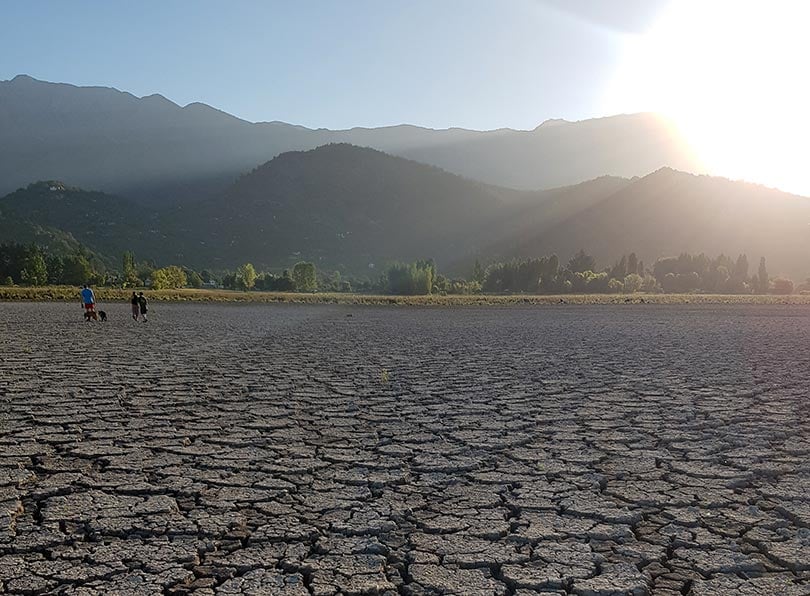 No fue falta de lluvias: Laguna de Aculeo se secó por uso indiscriminado de sus recursos hídricos, señala estudio