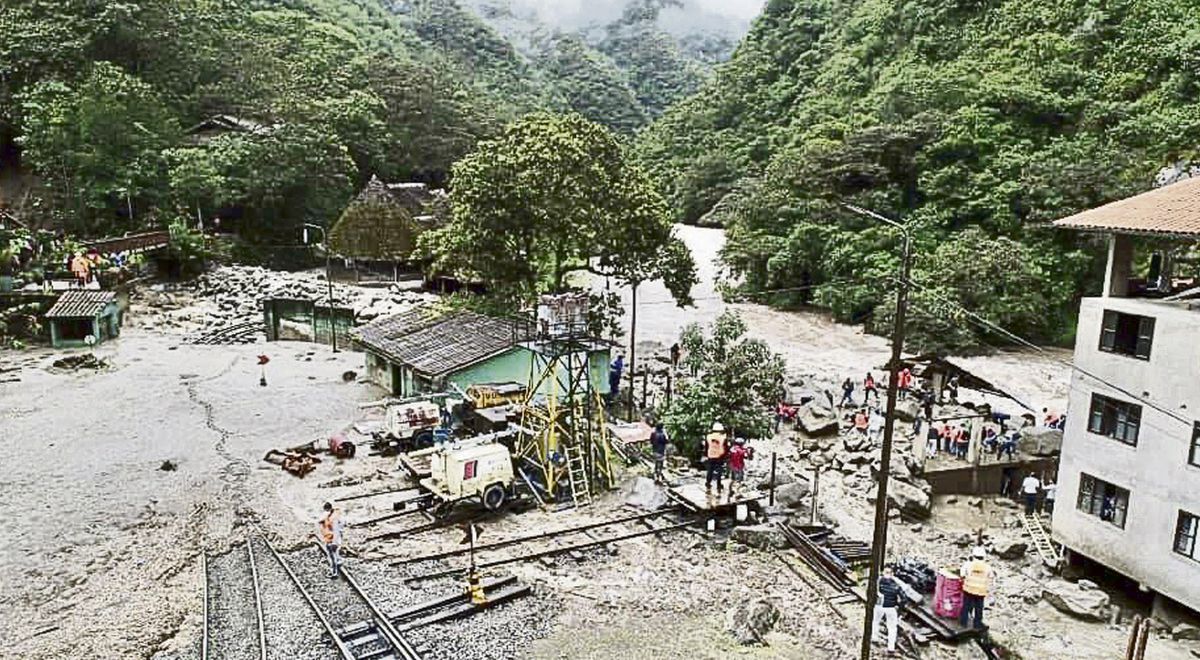 Avalancha de lodo causó desastres y dejó un desaparecido en Machu Picchu