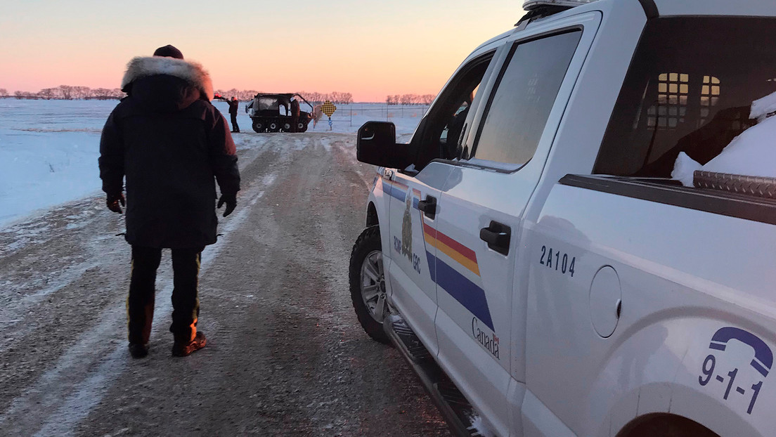 Encuentran a cuatro migrantes muertos de frío tras intentar cruzar frontera desde Canadá hacia EE.UU.