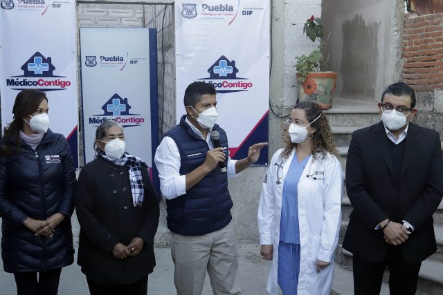 Comuna poblana registra hasta 100 empleados positivos a covid-19 en cuarta ola