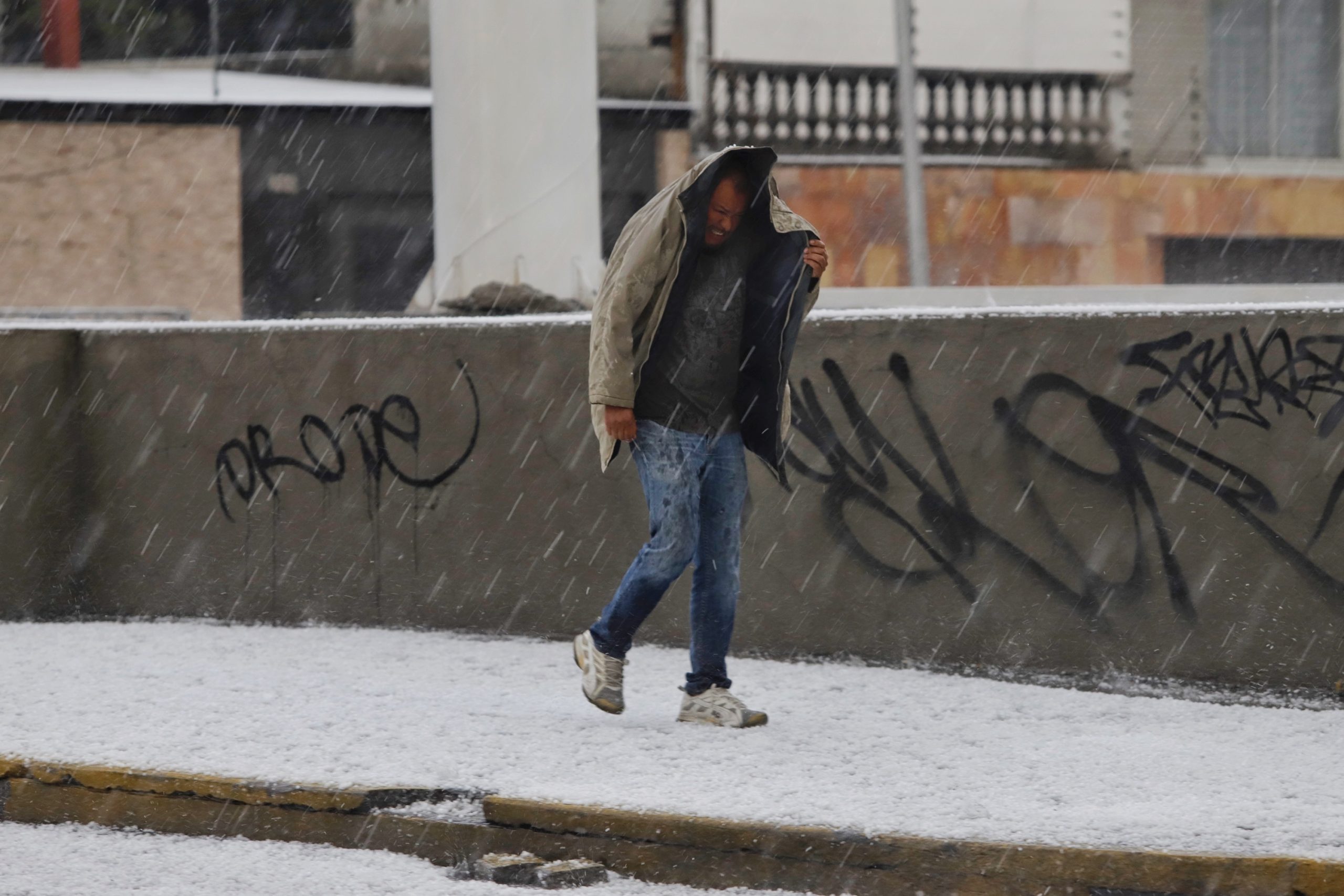 Puebla se pinta de blanco