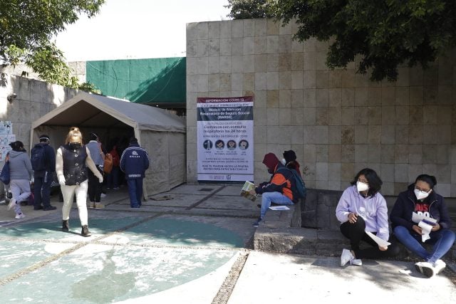 Por primera vez Puebla supera los más de mil contagios de covid-19
