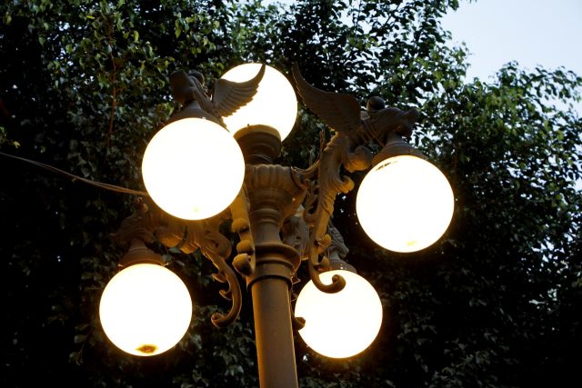 Despachan primero la luz de CFE a pesar de ser más costosa