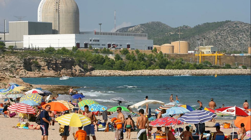 España rechaza propuesta de la UE de considerar «verdes»  a la energía nuclear y al gas natural