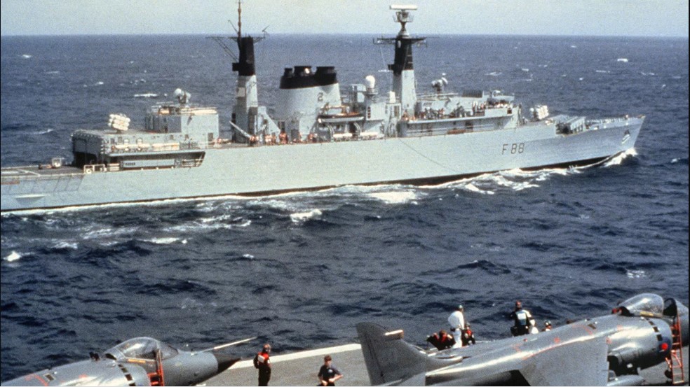 Un documento de defensa británico revela que Reino Unido movilizó 31 armas nucleares en la guerra de Malvinas