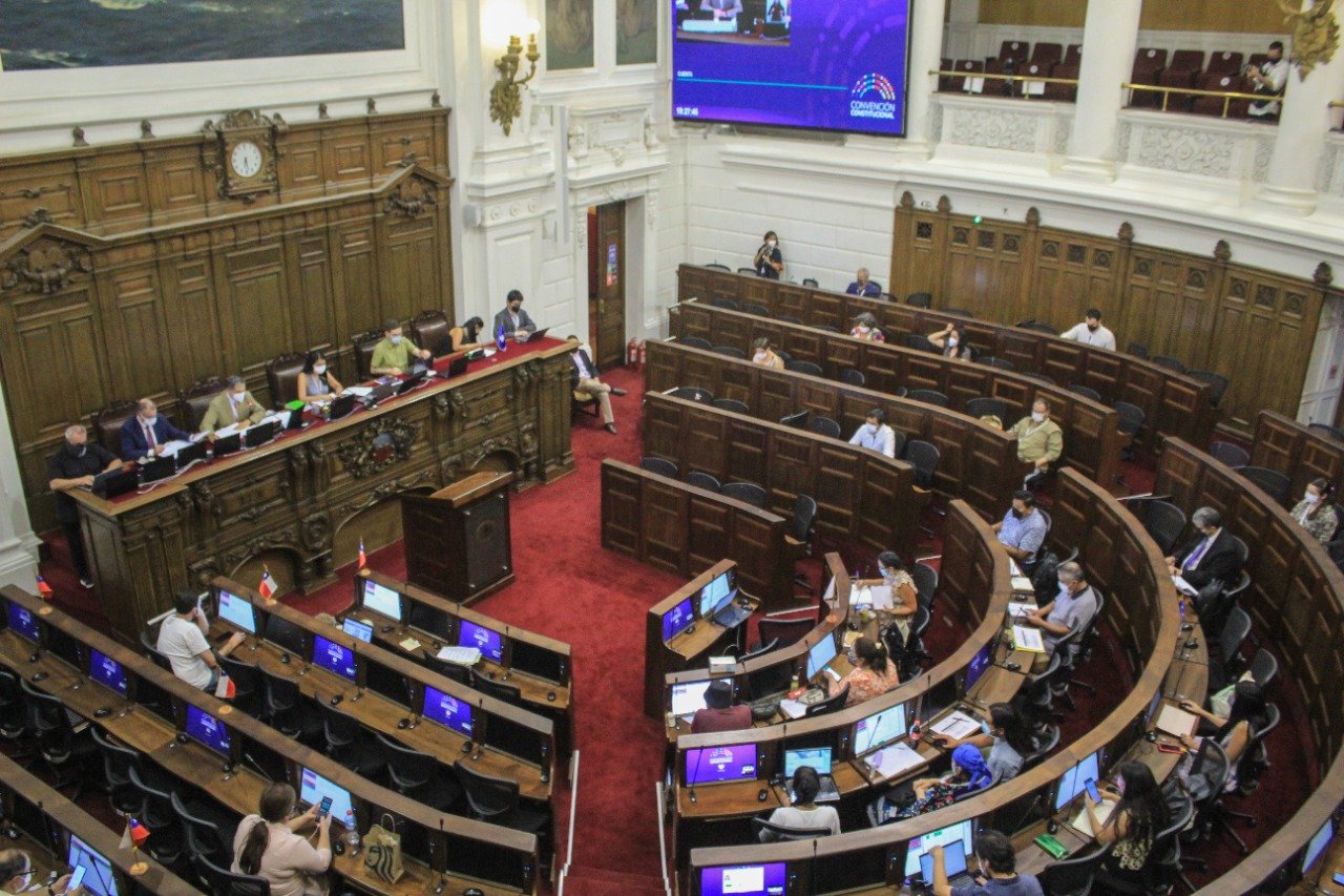 Asambleas Legislativas en reemplazo de los CORE: La nueva norma aprobada en la comisión de Forma de Estado de la Convención