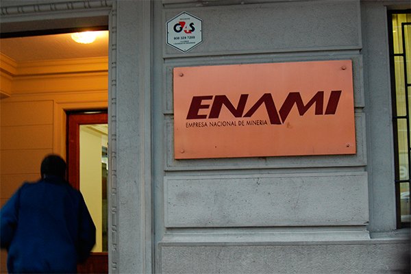 Futura ministra de Minería, Marcela Hernando, responde a vicepresidente ejecutivo de Enami sobre remate de activos: «El proceso entero adolece de vicios de legalidad»