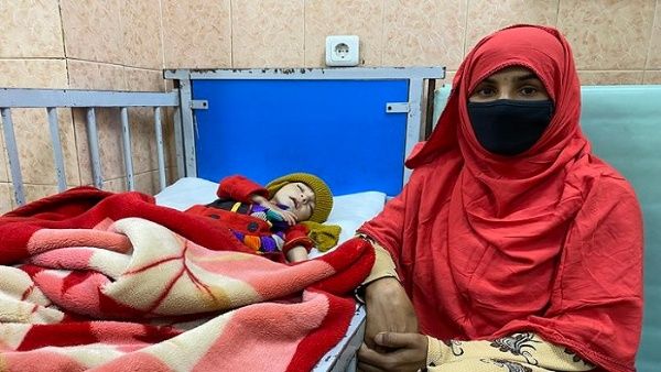 Unicef advierte que un millón de niños afganos pueden morir por desnutrición aguda severa