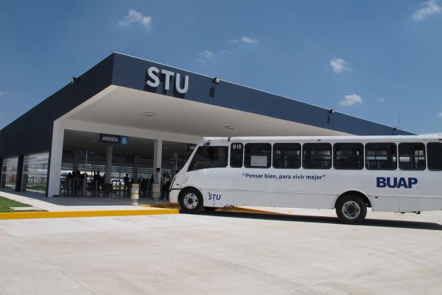 Reanudará BUAP servicio de transporte universitario