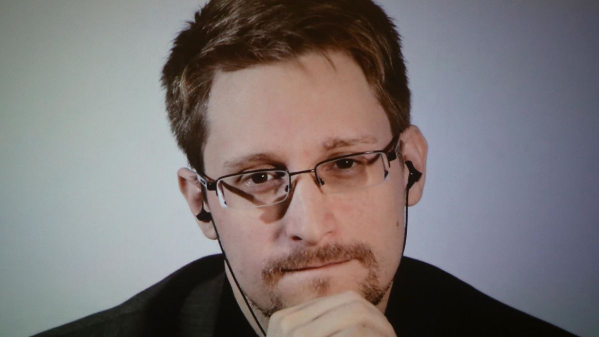 Snowden revela qué hay detrás del alarmismo de EE. UU. sobre una invasión rusa a Ucrania