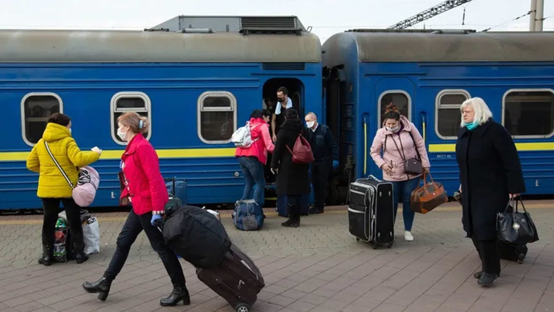 Ministerio de Exteriores de Ucrania exige a sus ciudadanos que abandonen inmediatamente el territorio de Rusia