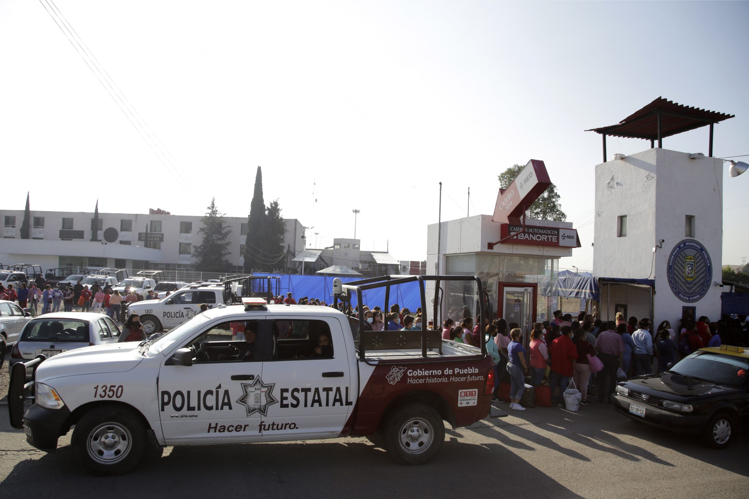 Detienen a hombre que habría intentado meter drogas al penal de San Miguel