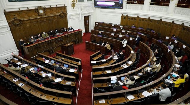 Hoy comienzan las votaciones de las primeras normas en el pleno de la Convención Constitucional con 2/3 de quorum