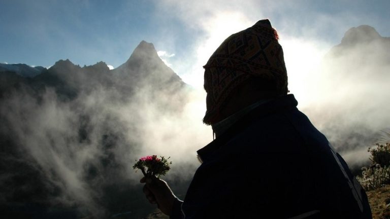 Saberes y memorias ancestrales en los Andes