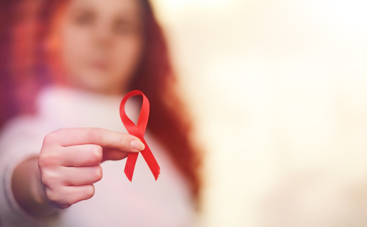 Mujer se cura de VIH con trasplante de células madre