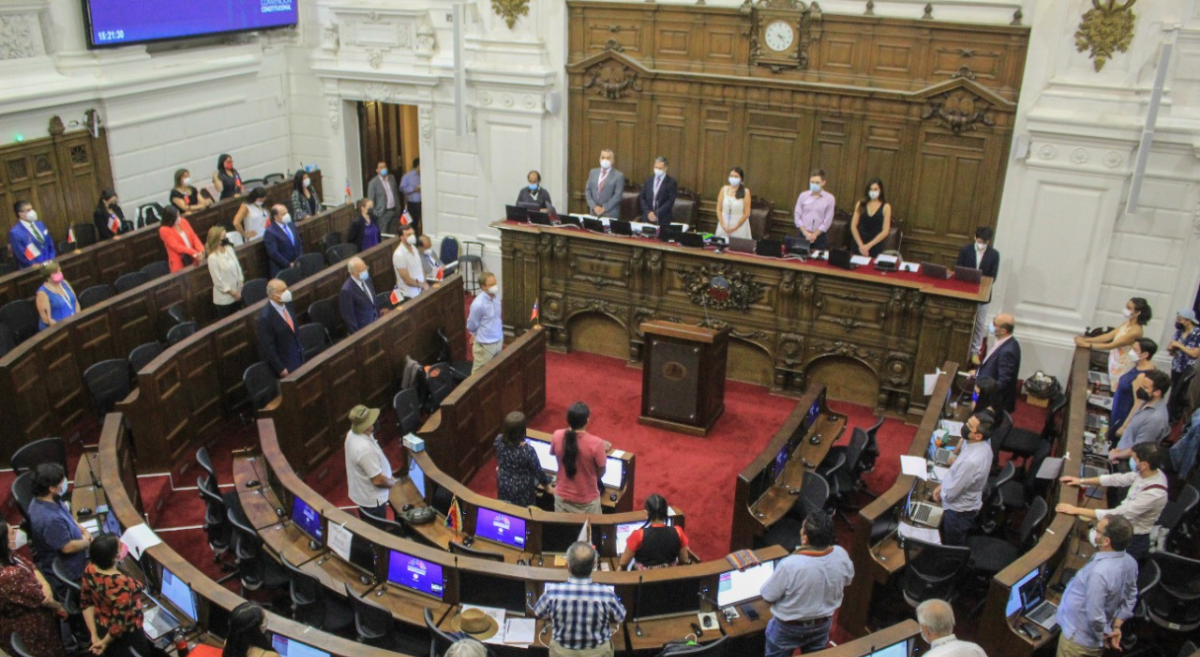 Debate constitucional: el Senado podría llegar a su fin para dar paso a un Consejo Territorial