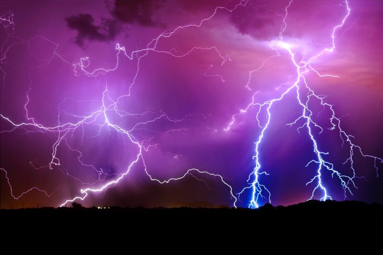 Advierten posibles tormentas eléctricas en 8 regiones del país durante esta semana
